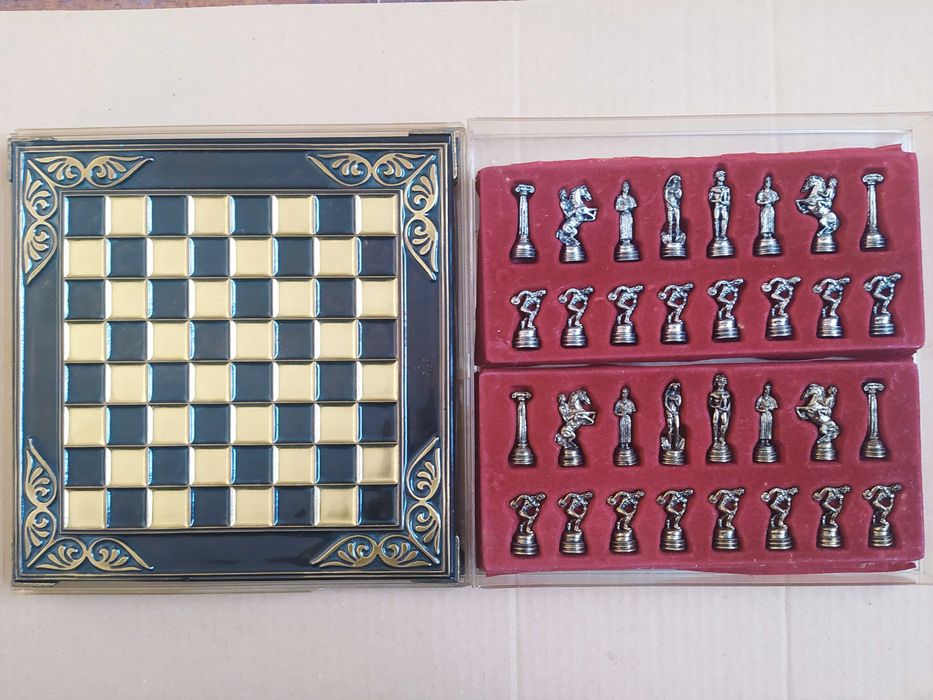 Xadrez vintage Grécia Antiga (metal, bronze, latão, cobre)