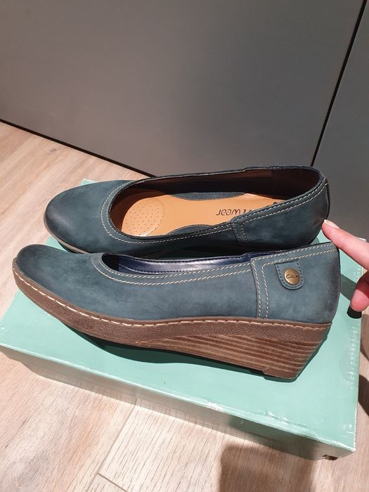 Натуральна шкіра Clarks