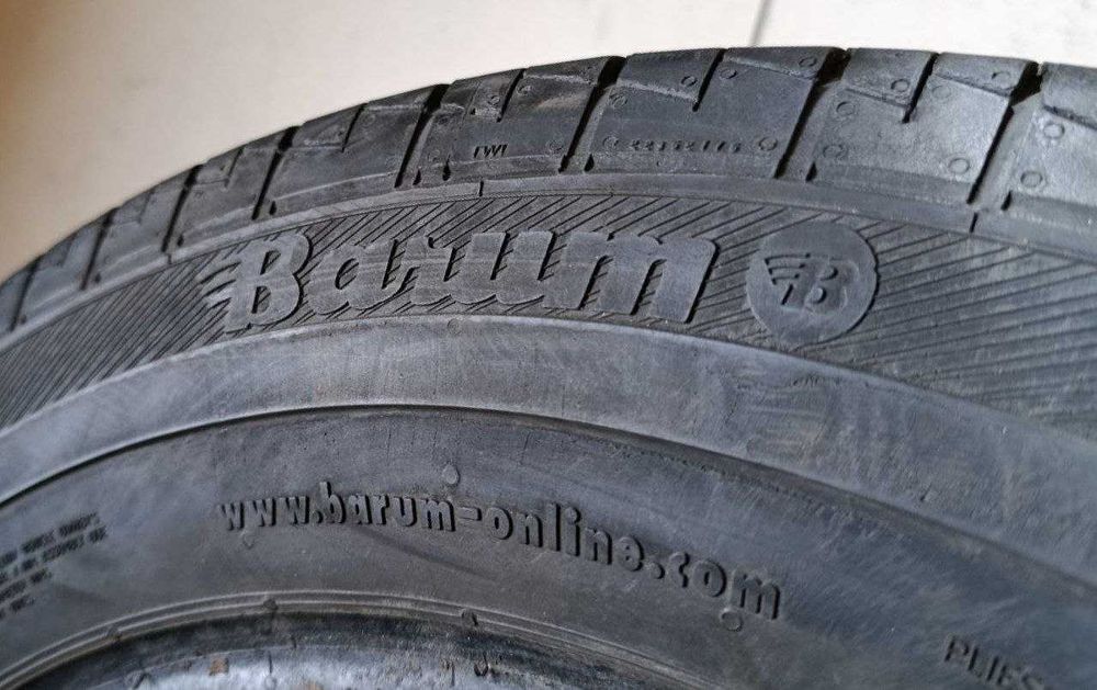 Пара шин б/у 205/65R16C 107/105T Barum Vanis 2