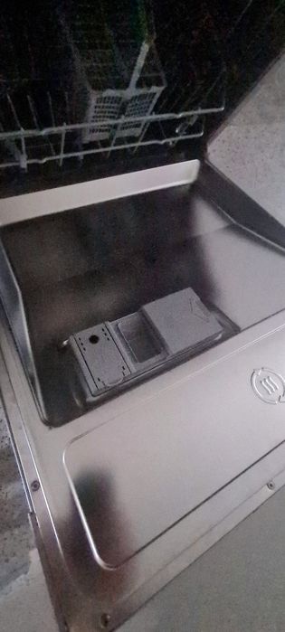 Máquina de levar loiça Siems com aquastop