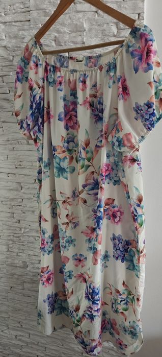 Sukienka  w roz XL