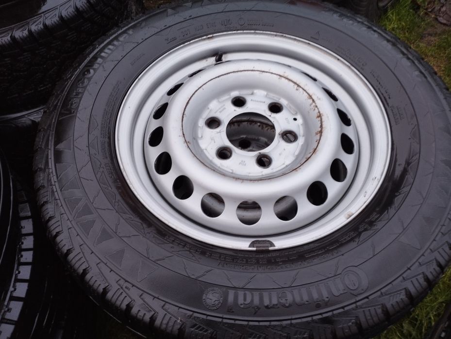 felgi stalowe opona  MERCEDES SPRINTER VW CRAFTER r 16 et 51
