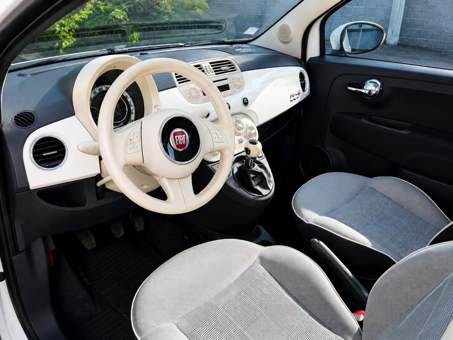 Fiat 500C Lounge 1.2 69cv • 83.000 km • Nov 2014