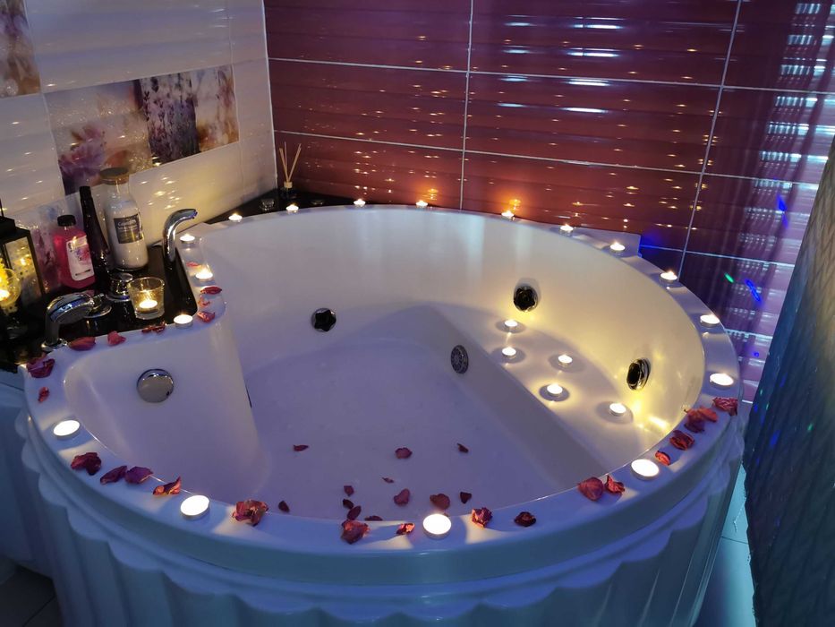Całoroczny dom na Mazurach basen sauna jacuzzi tylko dla WAS