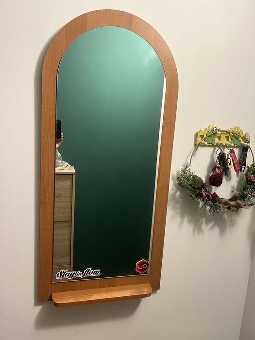 Lustro z półką 100 x 50 rama drewno mocowania