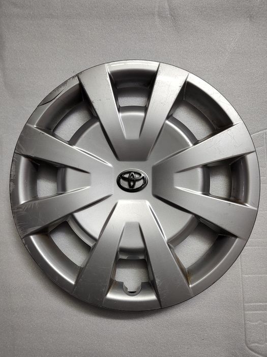 Колісні ковпачки Toyota R16 Original