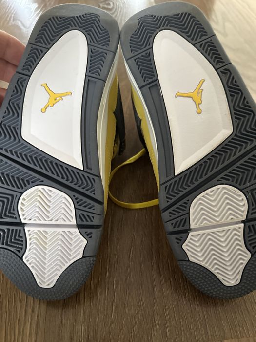 Buty nike Air Jordan 4 Lighting roz 39 żółte nowe