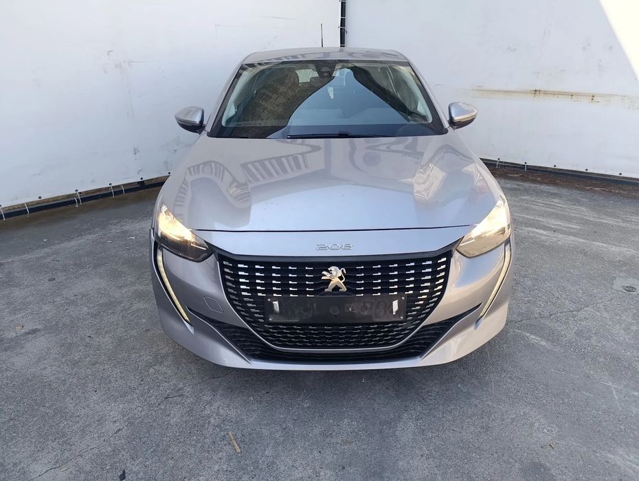 Para peças PEUGEOT 208 II