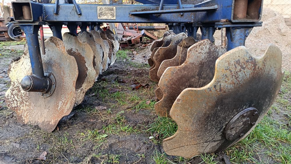 Дискова борона агд 2.1 Білоцерківська