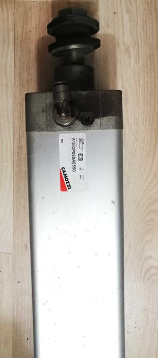 Пневмоциліндр Camozzi 61M2Р080А0550