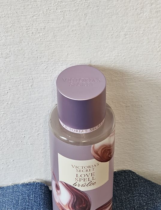 Лімітований міст Victoria's Secret  Love Spell Brulee