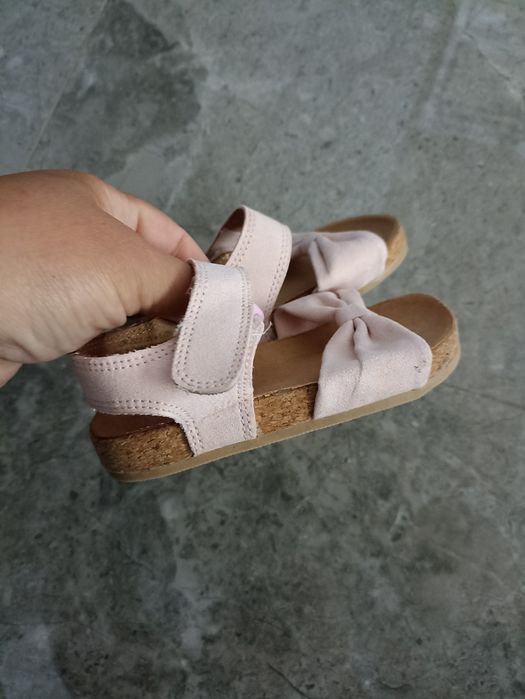 Босоніжки сандалі і h&m,next