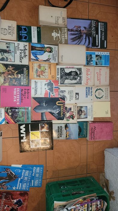 Ksiazki literatura mieszana