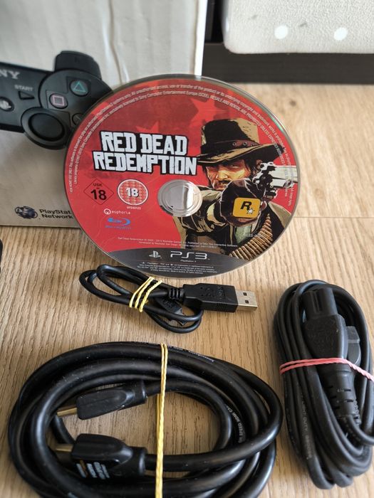PS3 com caixa +  jogo + mais cabos Setúbal