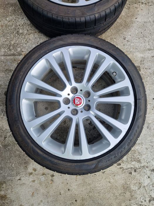 Felgi Aluminiowe koła z oponami Pirelli 245/40/R19 Jaguar Xf X260