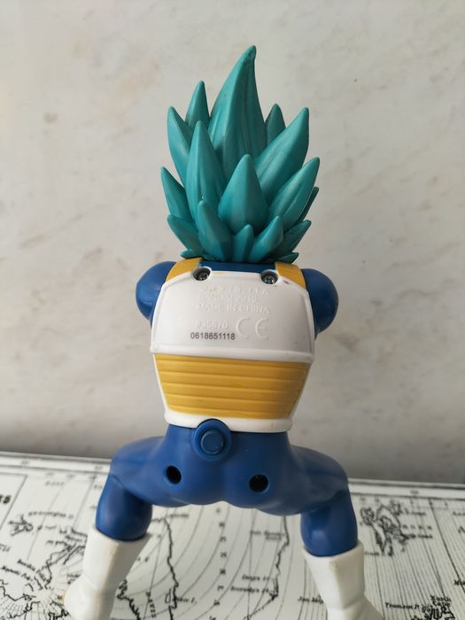 Figura Dragon Ball Super Saiyan Blue Vegetta