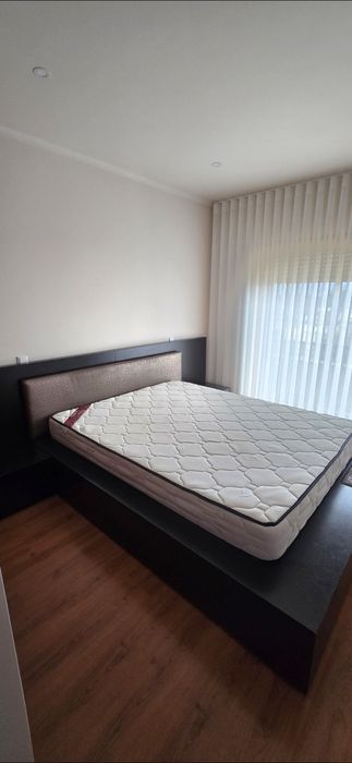 Cama de Casal (2.00x1.60)