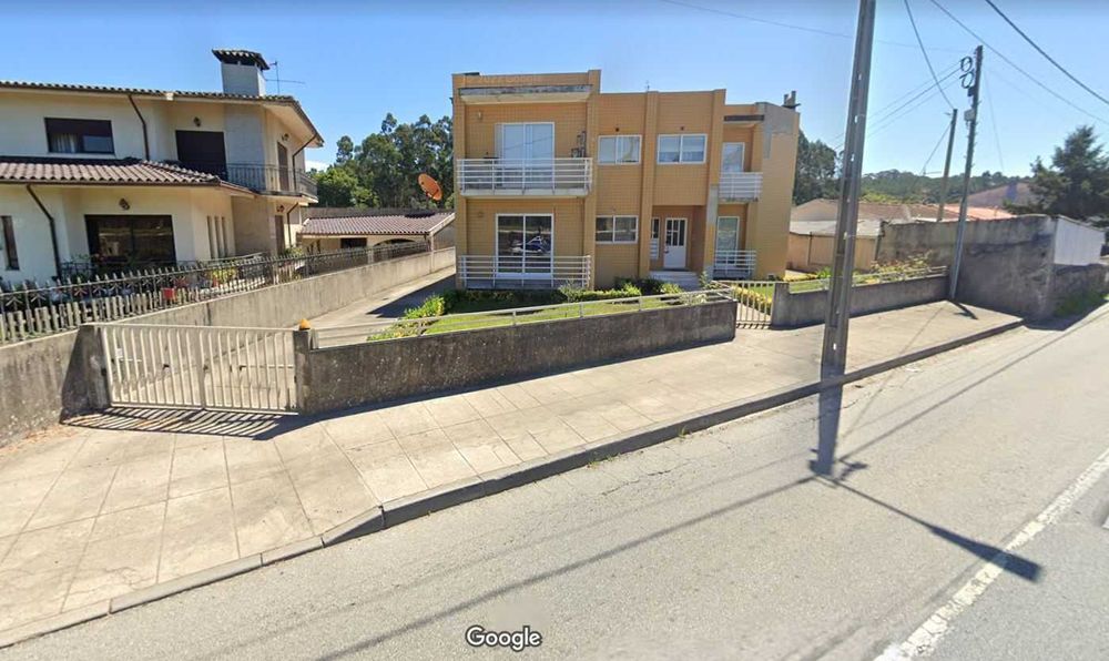 **Vendo/Arrendo  garagem fechada Macieira da Maia**