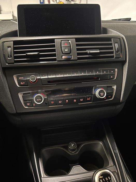 BMW 118d 143cv  Sport line Efficient Dynamics