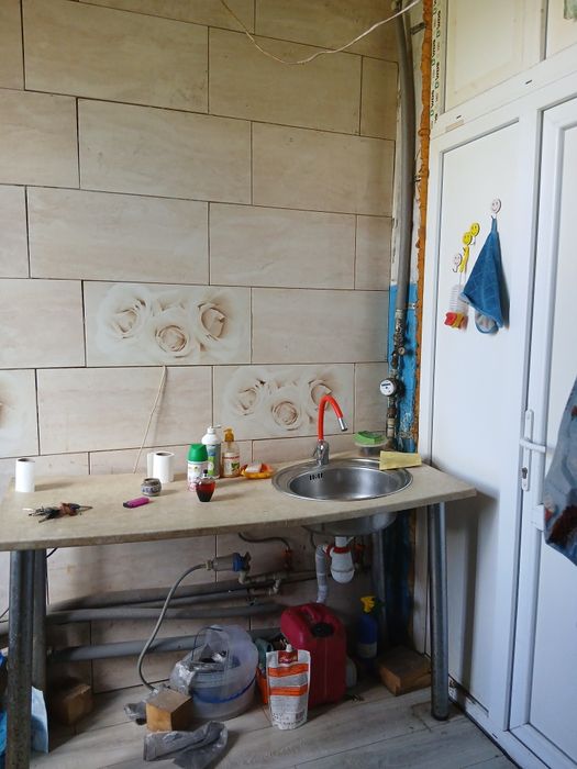Продам дві кімнати у гуртожитку