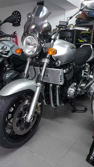 SUZUKI GSX 1400 (( 13,200 Kms )) Nacional