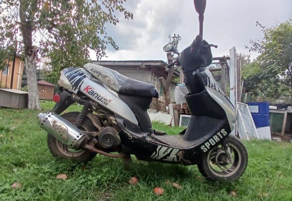 Продам скутер кануні