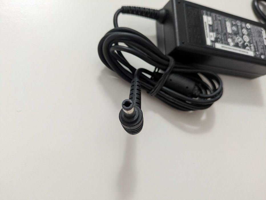 Oryginalny Zasilacz do Laptopa ASUS 65W 19V 3.42A wtyk 5.5 x 2.5mm
