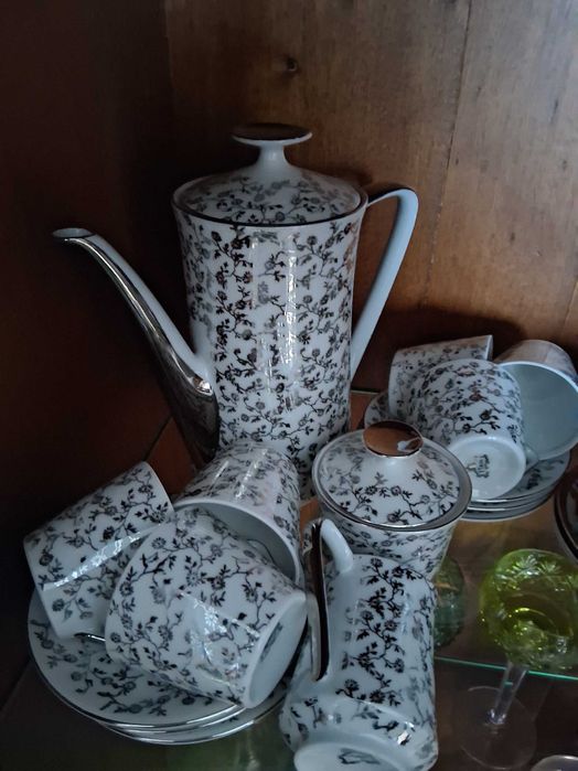 Meio Serviço de café anos 60 da marca Egan Italy, pintado a prata