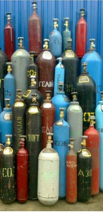 Заправка (продажа) технических газов.