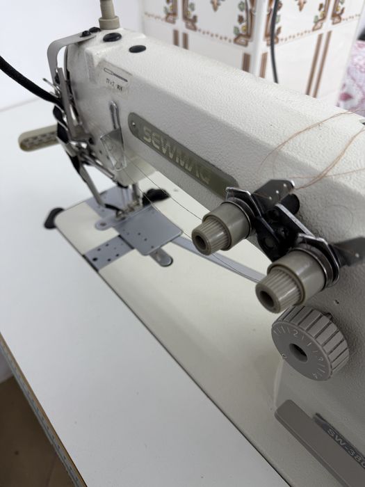 Máquina Ponto Cadeia SEWMAQ
