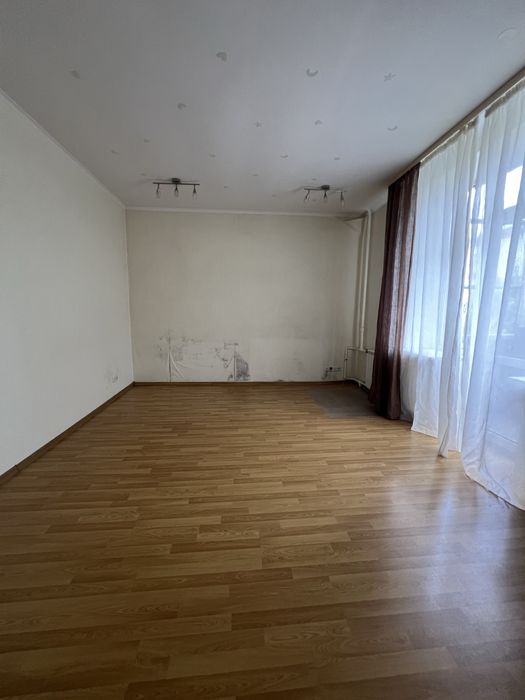 Продам 1к.кв метро ХТЗ