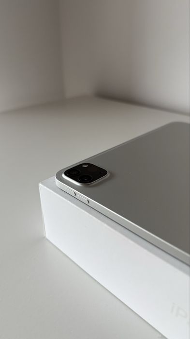 iPad Pro 11, 128gb czip M2 w idealnym stanie