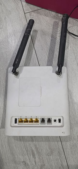 Router ZTE MF286 używany