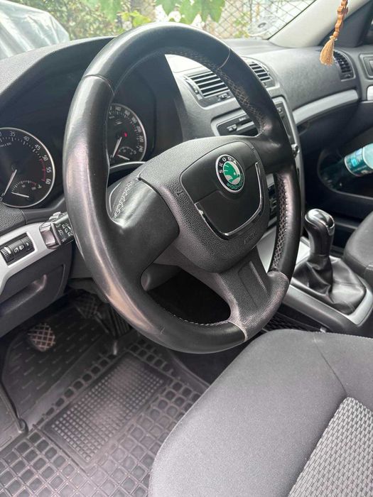 Skoda Octavia а5 2011года