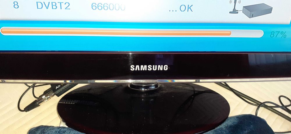 telewizor z monitorem Samsung P2470HD