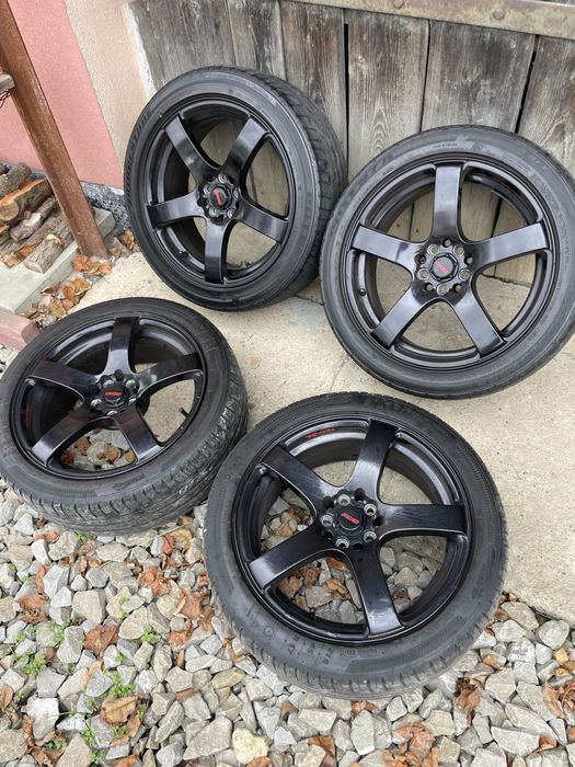 Felgi aluminiowe 17 Dwa rozstawy 5x100 i 5x114,3 stylizowane na  Japan race, rays