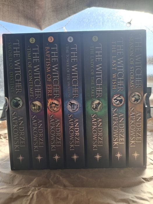 The Witcher – Coleção Completa (8 livros) – Box Set