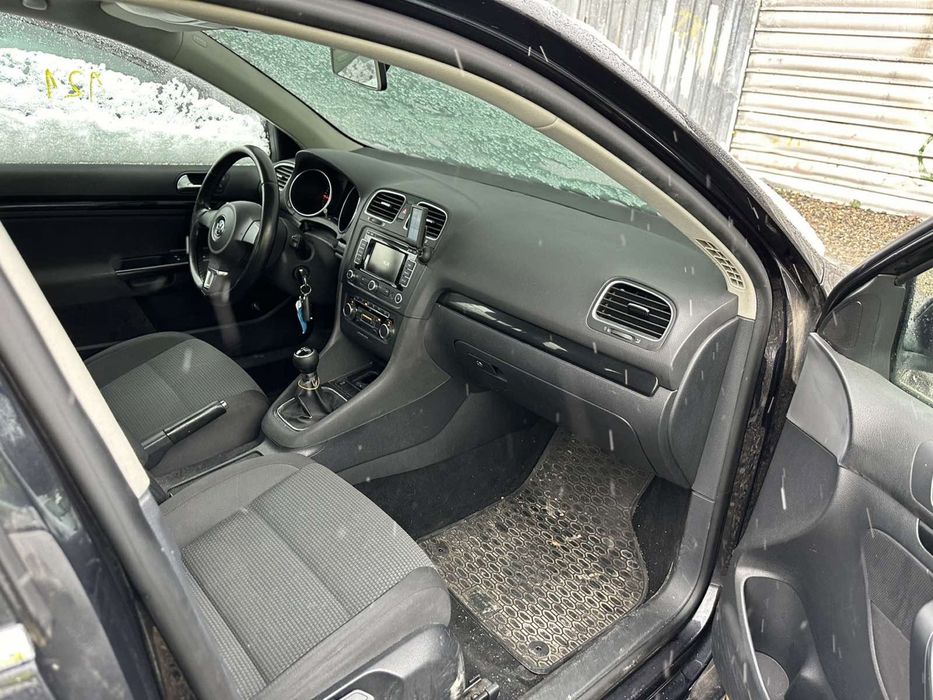Volkswagen Golf 6 Авторозборка Розборка Запчастини 1.6 TDI Гольф 6