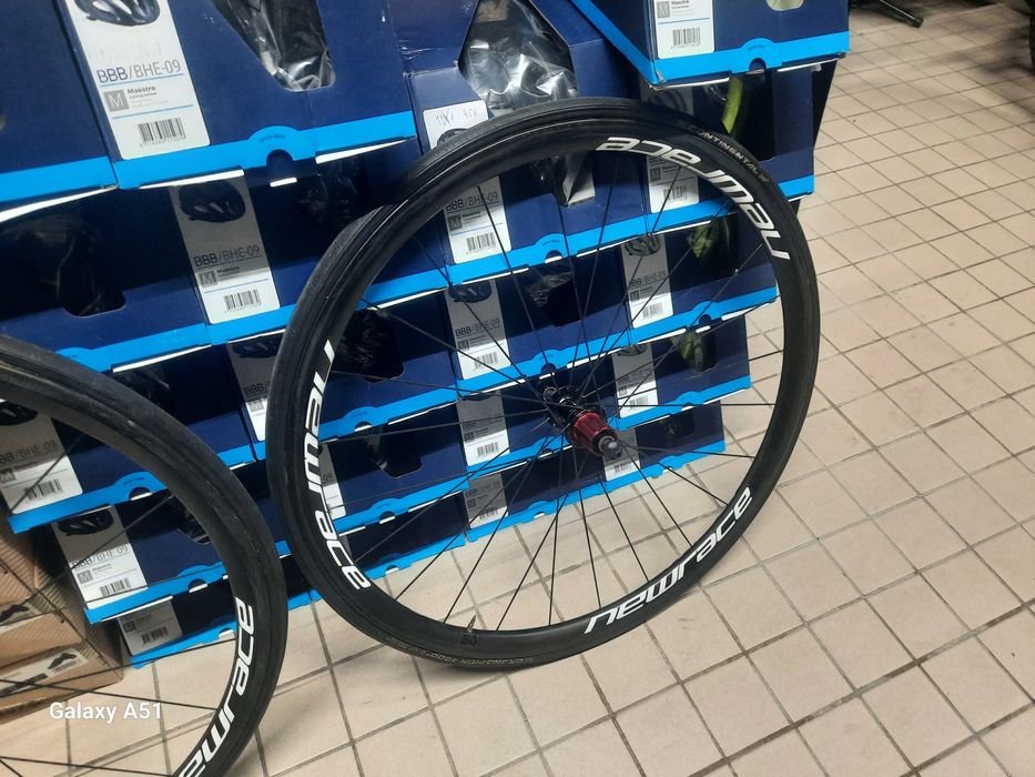 New race carbono  estrada super leves