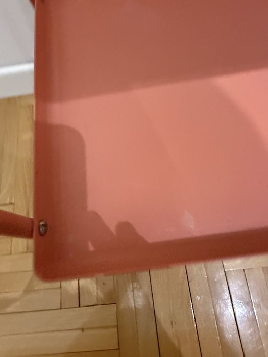 Stolik nocny IKEA metalowy różowy HATTASEN