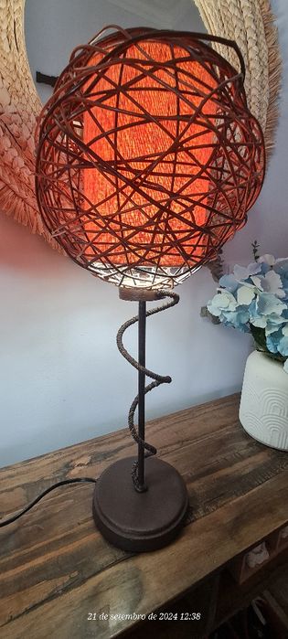 Candeeiros mesa cabeceira ou aparador