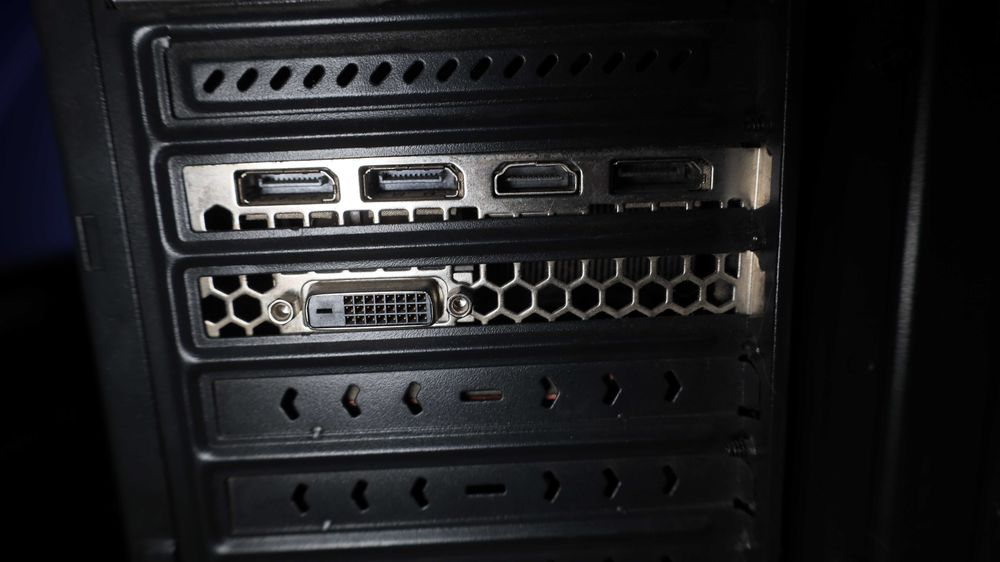 Komputer do gier i pracy | GTX 1060 6GB | 16GB RAM | SSD + HDD
