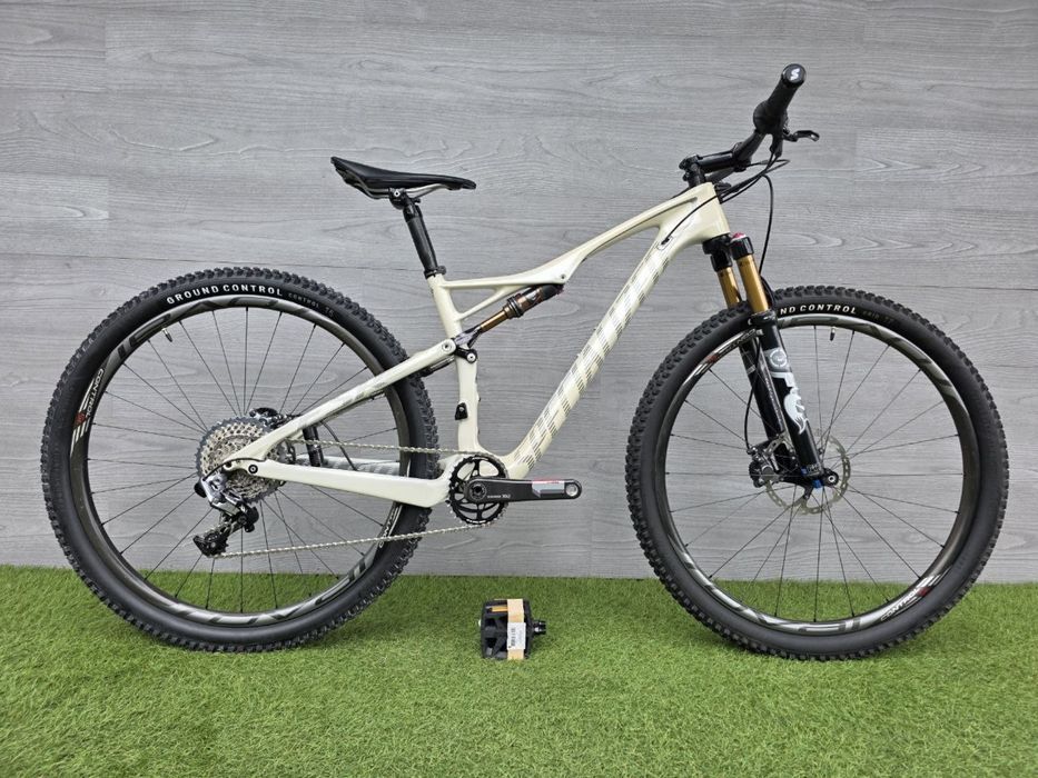 Топовий велосипед Specialized Epic Marathon Carbon 29”