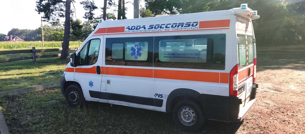 karetka kamper FIAT DUCATO III 2.3 JTD niski przebieg