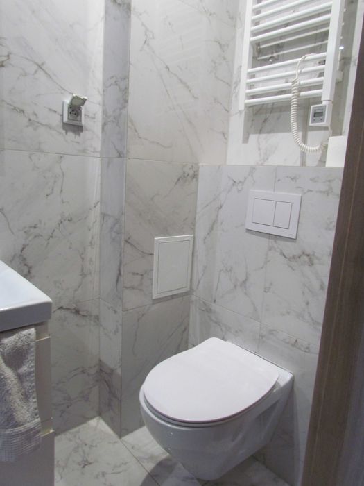 Do wynajęcia Kawalerka 42 m2 lub Biuro