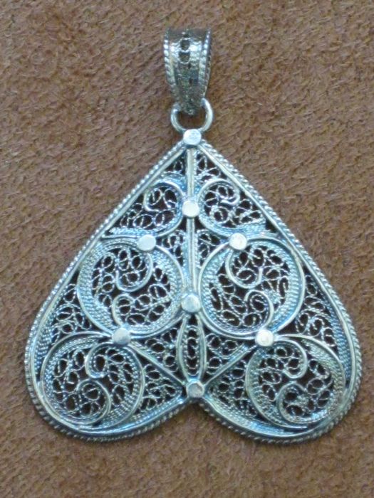 Medalha Artesanal Filigrana Prata Maciça de Lei 835`/.. C/Contraste