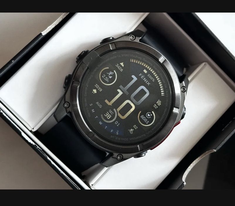 Годинник Garmin Fenix 8