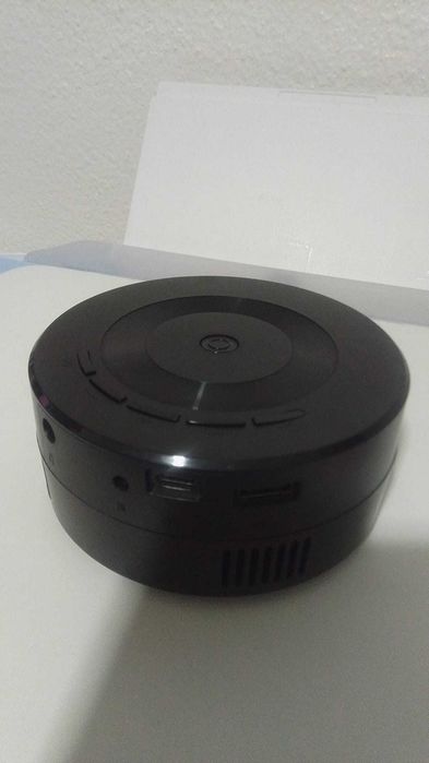 Mini Projetor LED Portátil | USB | Compacto | Novo