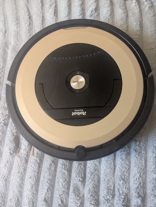 Продам робот-пилосос iRobot Roomba 891 у відмінному стані