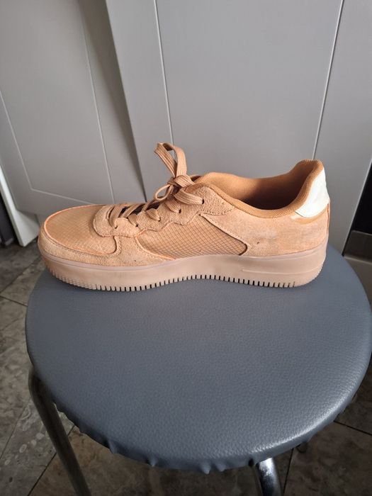 Buty  sportowe 41